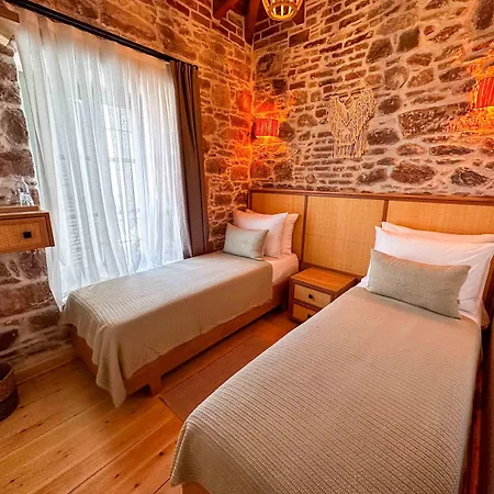 فندق Cundalis1893 *