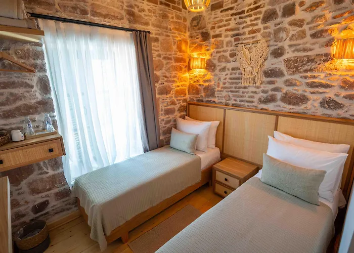 Cundalis1893 Отель *