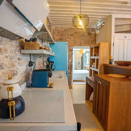 Cundalis1893 Ξενοδοχείο *